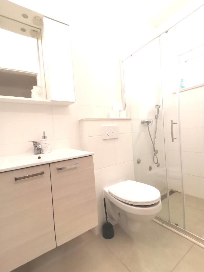 Superior Apt, 4 Rooms, 4 Bathrooms Промайна Екстер'єр фото